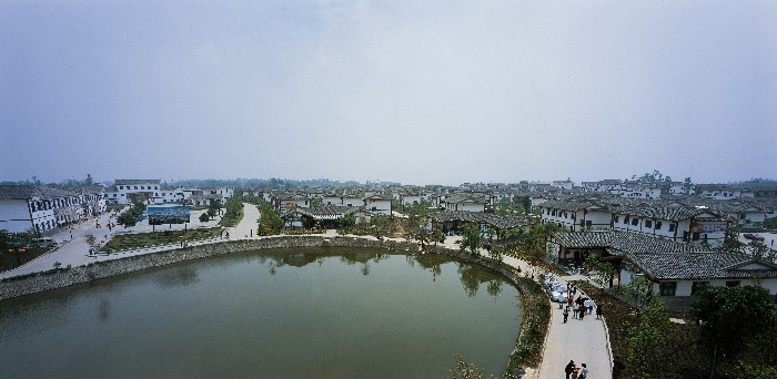牌坊新村