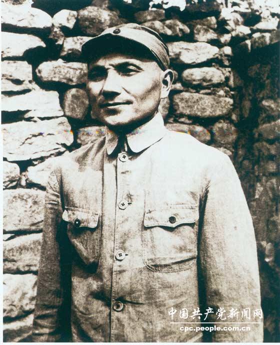 擔(dān)任領(lǐng)導(dǎo)華北抗日根據(jù)地重任時(shí)的鄧小平