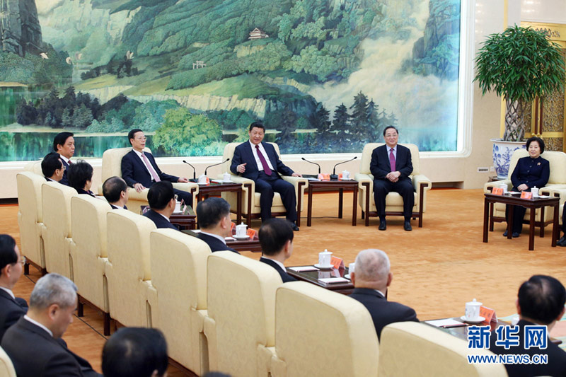 2月11日，習(xí)近平、俞正聲、張高麗等在北京人民大會(huì)堂同黨外人士歡聚一堂，共迎新春。 新華社記者姚大偉攝