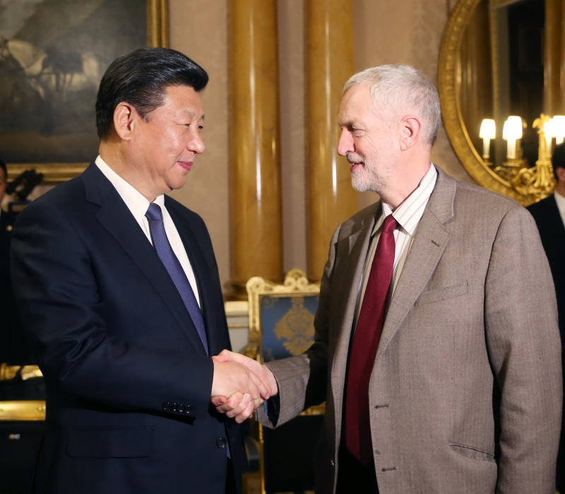 10月20日，國家主席習(xí)近平在倫敦會見英國工黨領(lǐng)袖杰裡米·科爾賓。新華社記者 姚大偉 攝