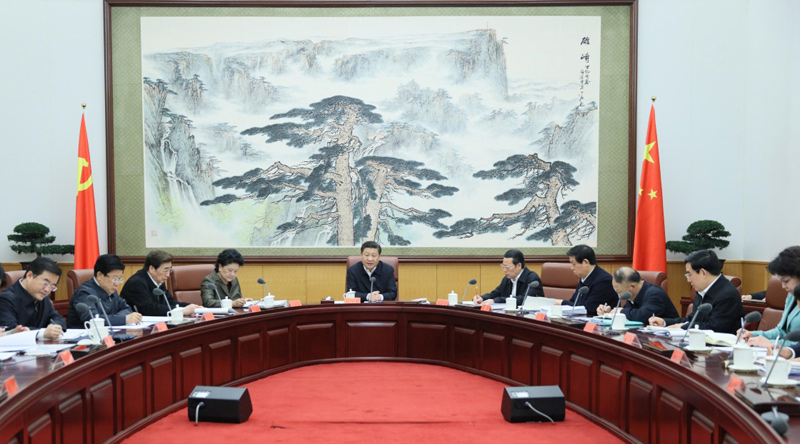 3月18日，中共中央總書記、國(guó)家主席、中央軍委主席習(xí)近平在中南海主持召開(kāi)會(huì)議，專題聽(tīng)取北京冬奧會(huì)和冬殘奧會(huì)籌辦工作情況匯報(bào)並作重要講話。新華社記者 蘭紅光 攝