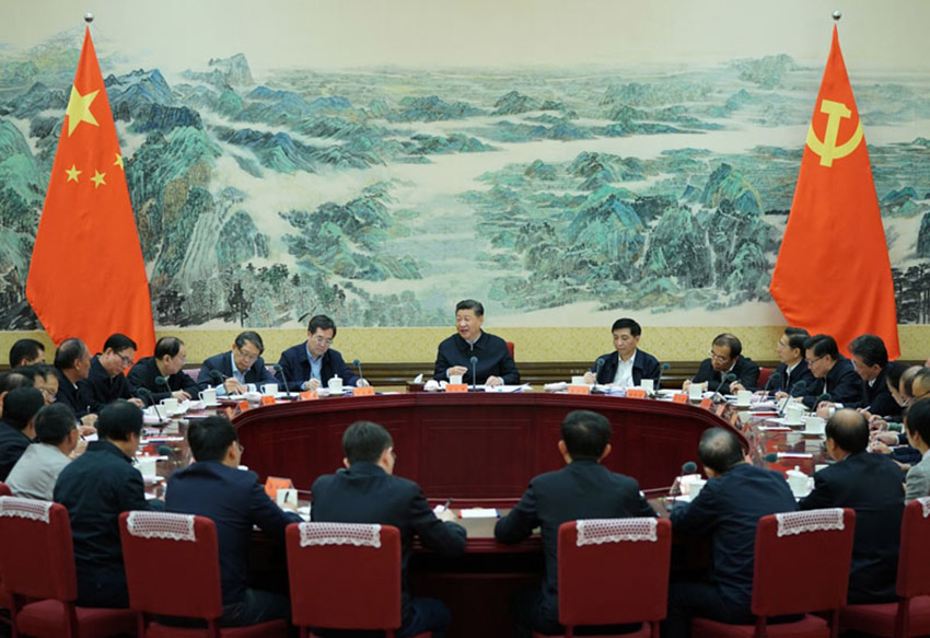 10月29日，中共中央總書記、國家主席、中央軍委主席習近平在中南海同中華全國總工會新一屆領(lǐng)導班子成員集體談話並發(fā)表重要講話。 新華社記者 李學仁 攝