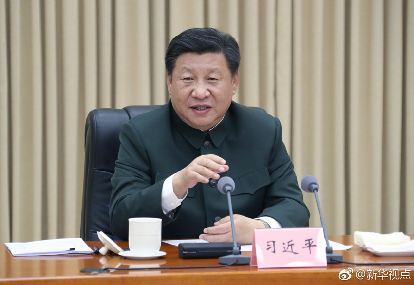 2018年9月27日至28日，中共中央總書記、國(guó)家主席、中央軍委主席習(xí)近平視察79集團(tuán)軍，接見駐遼寧部隊(duì)副師職以上領(lǐng)導(dǎo)干部。這是27日下午，習(xí)近平聽取79集團(tuán)軍工作匯報(bào)，並發(fā)表重要講話。新華社記者 李剛 攝