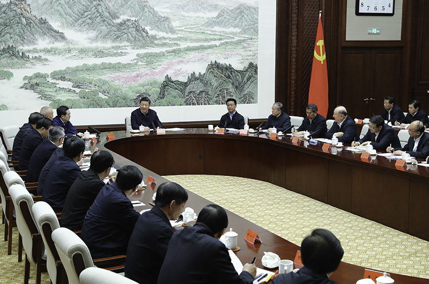1月16日至18日，中共中央總書記、國家主席、中央軍委主席習近平在京津冀考察，主持召開京津冀協(xié)同發(fā)展座談會並發(fā)表重要講話。 新華社記者 謝環(huán)馳 攝