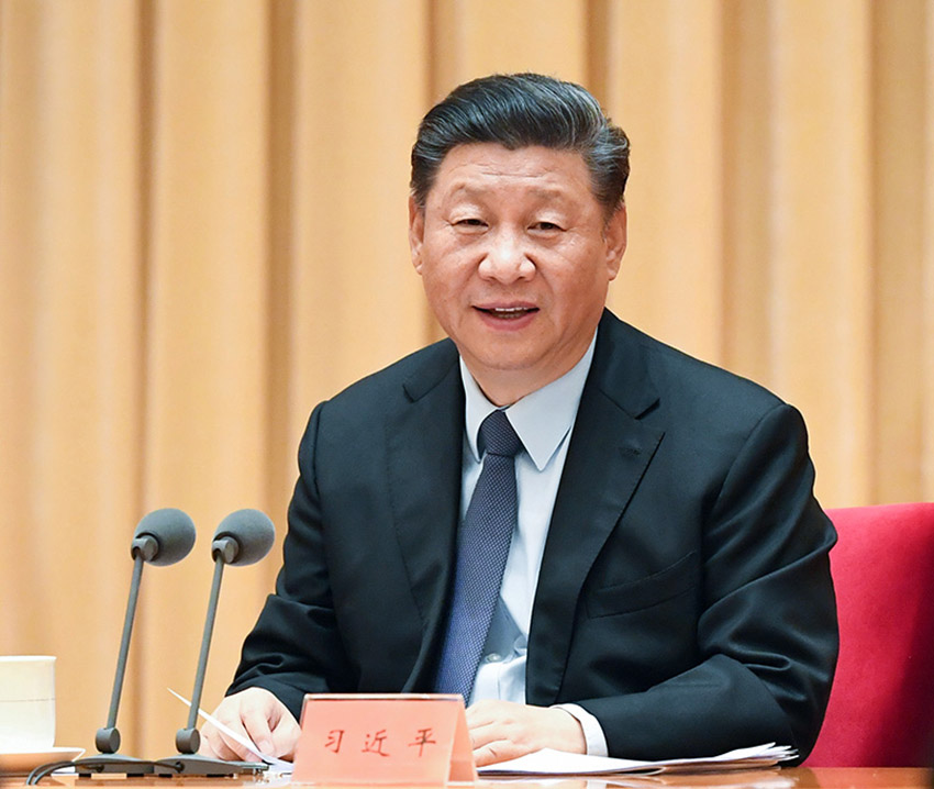 12月10日至12日，中央經(jīng)濟(jì)工作會議在北京舉行。中共中央總書記、國家主席、中央軍委主席習(xí)近平發(fā)表重要講話。 新華社記者 饒愛民 攝