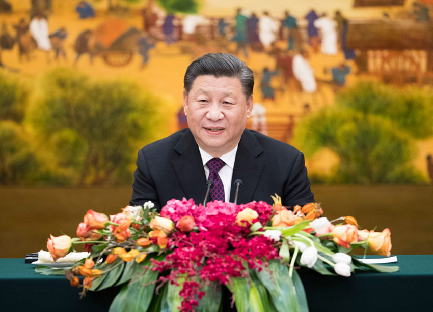 12月3日，國(guó)家主席習(xí)近平在北京人民大會(huì)堂會(huì)見(jiàn)出席“2019從都國(guó)際論壇”外方嘉賓。 新華社記者 黃敬文 攝