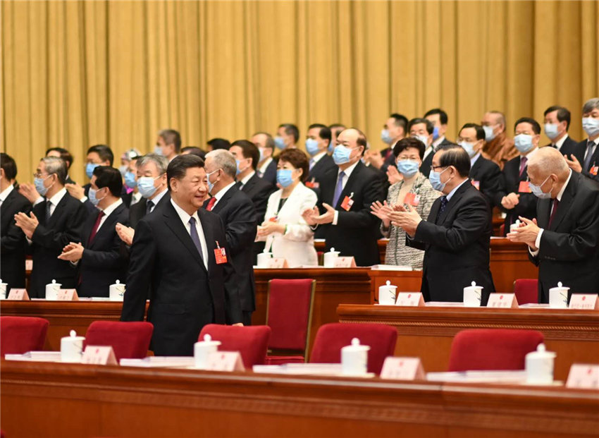 5月22日，第十三屆全國(guó)人民代表大會(huì)第三次會(huì)議在北京人民大會(huì)堂開幕。這是習(xí)近平步入會(huì)場(chǎng)。 新華社記者 李學(xué)仁 攝
